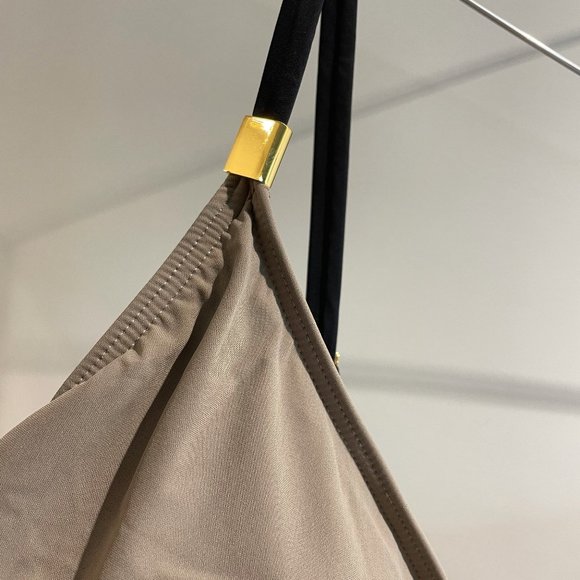 One piece swimsuit in black and beige - Picture 2 of 4